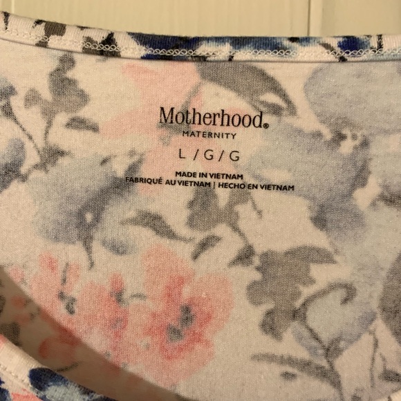 Floral Motherhood Maternity Top - Picture 5 of 8